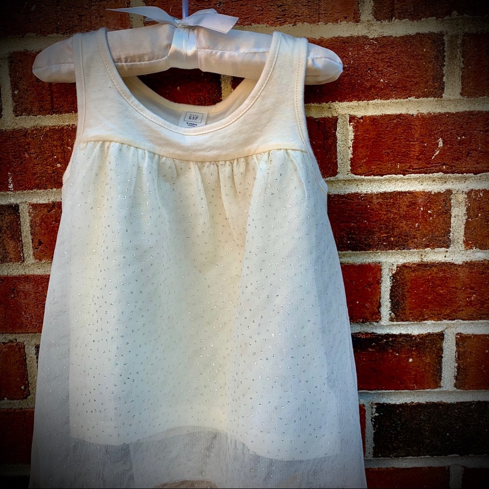 GAP Cream Glitter Sleeveless Blouse 3T NWT